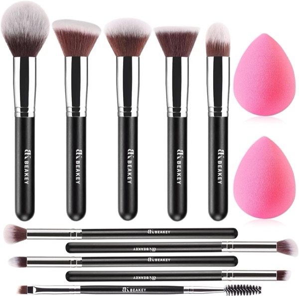 Kit de dix pinceaux de maquillage BEAKEY noirs avec deux éponges