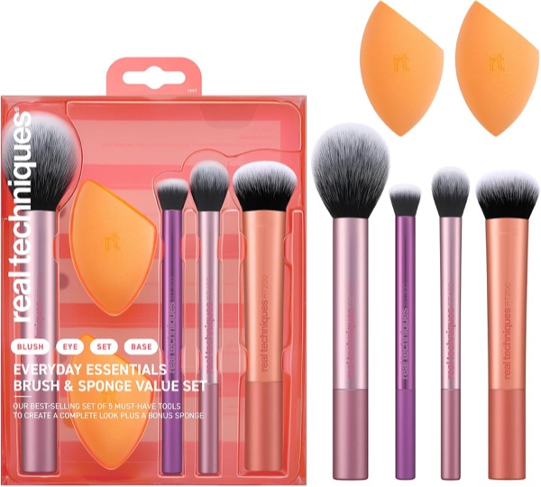 Kit Real Techniques Everyday Essentials : quatre pinceaux de maquillage et éponges teint